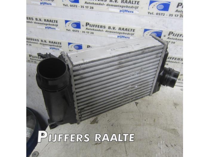 Usados Intercooler Renault Kadjar (RFEH) 1.2 Energy TCE 130 Precio € 100,00 Norma de margen ofrecido por Pijffers B.V. Raalte