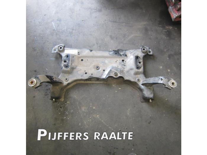 Usados Subchasis Ford Focus 3 Wagon 1.5 TDCi Precio € 225,00 Norma de margen ofrecido por Pijffers B.V. Raalte