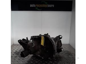 Gebrauchte Getriebe Renault Megane Scénic (JA) 1.6 RT Preis € 100,00 Margenregelung angeboten von Autorecycling Joure B.V.