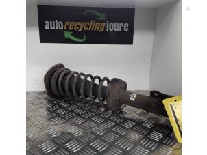 Used Front shock absorber rod, right Mazda Demio (DW) 1.3 16V Price € 29,99 Margin scheme offered by Autorecycling Joure B.V.
