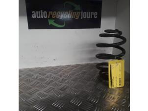 Used Rear coil spring Renault Clio II (BB/CB) 1.4 16V Si Price € 15,00 Margin scheme offered by Autorecycling Joure B.V.