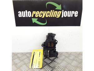 Used Throttle body Peugeot 307 (3A/C/D) 1.4 Price € 24,99 Margin scheme offered by Autorecycling Joure B.V.