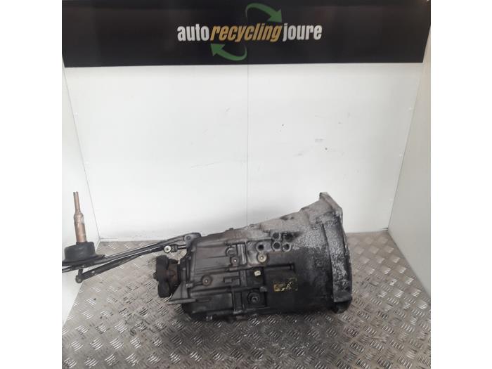 Gebrauchte Getriebe BMW 3 serie (E46/4) 320d 16V Preis € 75,00 Margenregelung angeboten von Autorecycling Joure B.V.