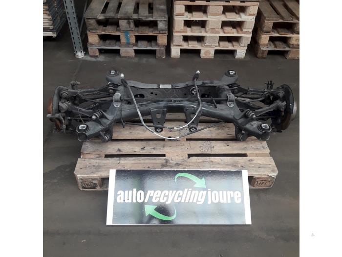 Begagnade Underram BMW 1 serie (F20) 116i 1.6 16V Pris € 199,00 Marginaltabell erbjuds av Autorecycling Joure B.V.