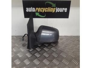 Used Wing mirror, left Ford Focus 2 Wagon 1.8 TDCi 16V Price € 40,00 Margin scheme offered by Autorecycling Joure B.V.