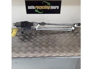 Used Wiper motor + mechanism Ford Focus 2 Wagon 1.8 TDCi 16V Price € 35,00 Margin scheme offered by Autorecycling Joure B.V.