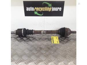 Used Front drive shaft, left Renault Megane II (BM/CM) 1.6 16V Price € 20,00 Margin scheme offered by Autorecycling Joure B.V.