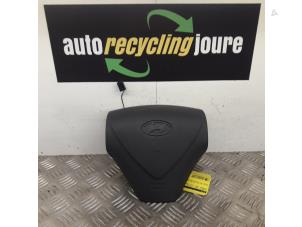 Used Left airbag (steering wheel) Hyundai Getz 1.5 CRDi VGT 16V Price € 50,00 Margin scheme offered by Autorecycling Joure B.V.