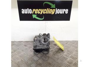 Used Throttle body Renault Megane III Coupe (DZ) 1.4 16V TCe 130 Price € 65,00 Margin scheme offered by Autorecycling Joure B.V.