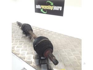 Used Front drive shaft, right Peugeot 807 2.2 HDiF 16V Price € 20,00 Margin scheme offered by Autorecycling Joure B.V.