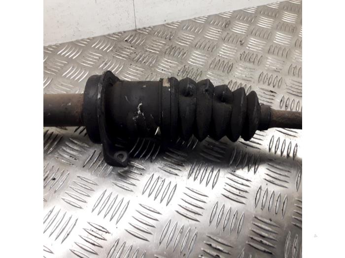 Front drive shaft, right from a Mercedes-Benz A (W168) 1.7 A-170 CDI 16V 2000