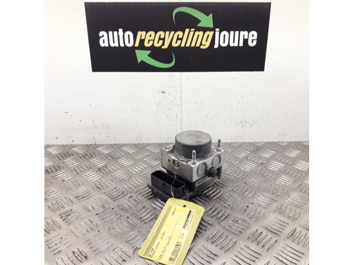 Used ABS pump Peugeot Bipper (AA) 1.3 HDI Price € 29,99 Margin scheme offered by Autorecycling Joure B.V.