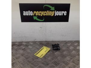 Used Steering angle sensor Volkswagen Touran (1T1/T2) 1.6 FSI 16V Price € 10,00 Margin scheme offered by Autorecycling Joure B.V.