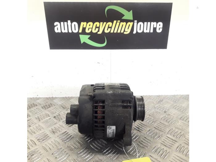 Begagnade Dynamo Fiat Stilo (192A/B) 2.4 20V Abarth 3-Drs. Pris € 15,00 Marginaltabell erbjuds av Autorecycling Joure B.V.