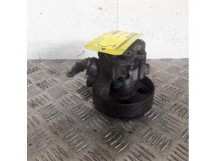 Pompe de direction d'un Volkswagen Sharan (7M8/M9/M6) 2.8 VR6 Syncro 1998