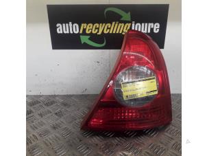 Used Taillight, right Renault Clio II (BB/CB) 1.4 16V Price € 20,00 Margin scheme offered by Autorecycling Joure B.V.