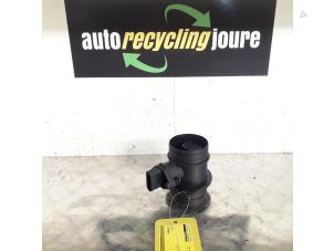 Used Air mass meter Volkswagen Polo IV (9N1/2/3) 1.4 TDI 70 Price € 35,00 Margin scheme offered by Autorecycling Joure B.V.