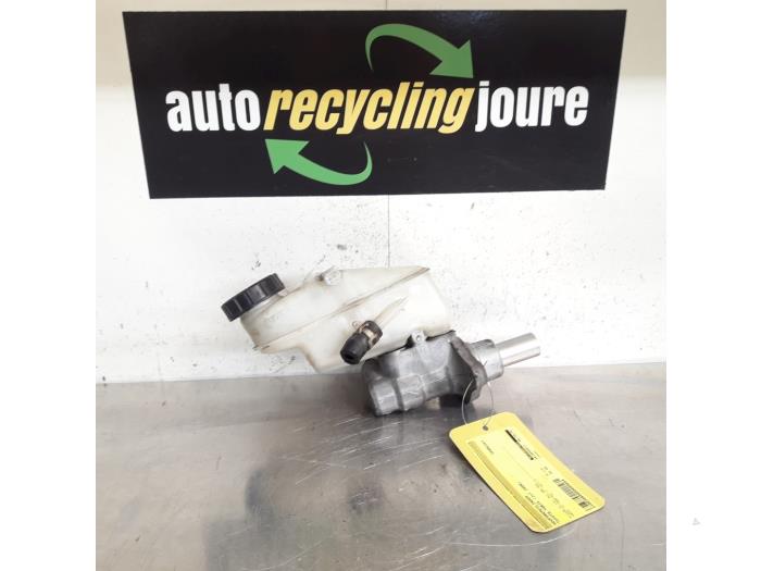 Gebrauchte Hauptbremszylinder Toyota Yaris II (P9) 1.4 D-4D Preis € 35,00 Margenregelung angeboten von Autorecycling Joure B.V.