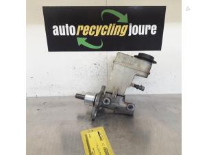 Used Master cylinder Opel Vectra C Caravan 2.2 DIG 16V Price € 35,00 Margin scheme offered by Autorecycling Joure B.V.