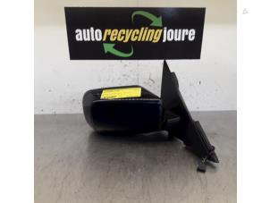 Used Wing mirror, right BMW 3 serie Touring (E46/3) 330d 24V Price € 30,00 Margin scheme offered by Autorecycling Joure B.V.