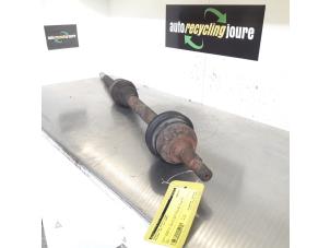 Used Front drive shaft, right Peugeot 407 (6D) 1.6 HDi 16V Price € 35,00 Margin scheme offered by Autorecycling Joure B.V.