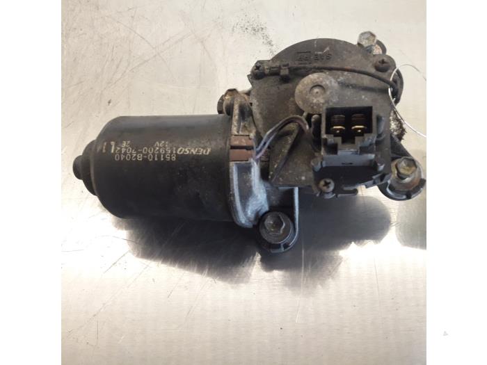 Scheibenwischermotor vorne van een Daihatsu Cuore (L251/271/276) 1.0 12V DVVT 2003