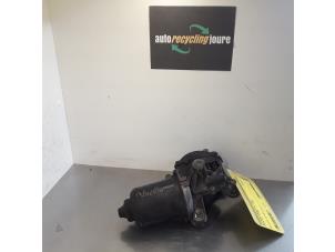 Used Front wiper motor Daihatsu Cuore (L251/271/276) 1.0 12V DVVT Price € 25,00 Margin scheme offered by Autorecycling Joure B.V.