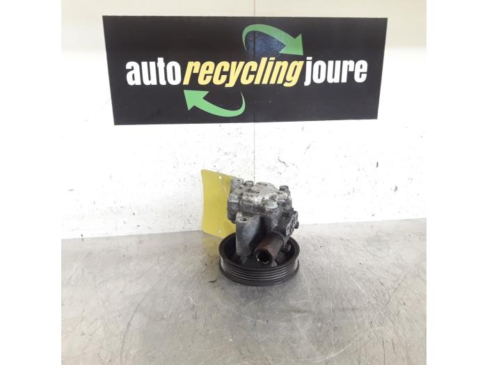 Begagnade Servostyrningspump Hyundai Matrix 1.5 CRDi VGT 16V Pris € 15,00 Marginaltabell erbjuds av Autorecycling Joure B.V.
