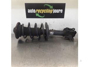Used Front shock absorber rod, left Opel Vectra C Caravan 2.2 DIG 16V Price € 50,00 Margin scheme offered by Autorecycling Joure B.V.