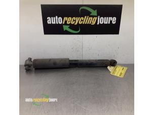 Used Rear shock absorber, left Ford Focus 2 Wagon 2.0 TDCi 16V Price € 15,00 Margin scheme offered by Autorecycling Joure B.V.