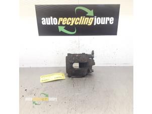 Used Rear brake calliper, right BMW 3 serie Touring (E46/3) 320d 16V Price € 30,00 Margin scheme offered by Autorecycling Joure B.V.