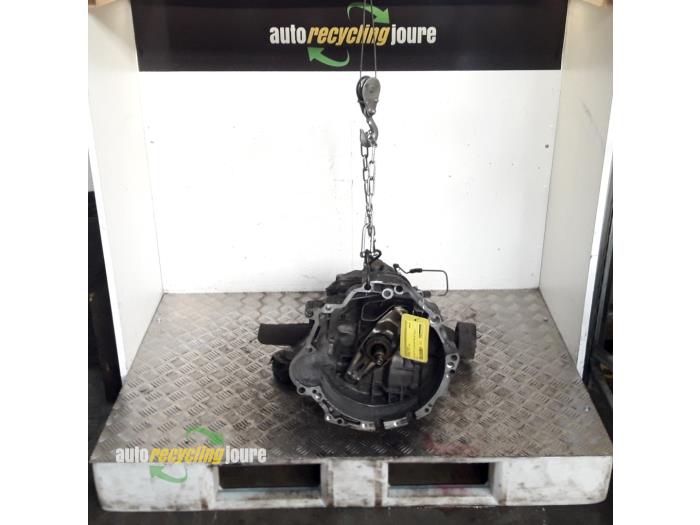 Usagé Boîte de vitesse Volkswagen Passat Variant (3B5) 1.8 T 20V Prix € 75,00 Règlement à la marge proposé par Autorecycling Joure B.V.