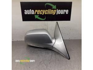 Used Wing mirror, right Chevrolet Evanda 2.0 16V Price € 35,00 Margin scheme offered by Autorecycling Joure B.V.