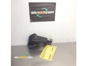 Used Steering wheel mounted radio control Toyota Avensis (T25/B1B) 2.0 16V D-4D 115 Price € 10,00 Margin scheme offered by Autorecycling Joure B.V.