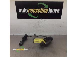 Used Steering wheel mounted radio control Toyota Avensis (T25/B1B) 2.0 16V D-4D 115 Price € 15,00 Margin scheme offered by Autorecycling Joure B.V.