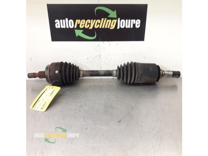 Front drive shaft, left from a Mercedes-Benz ML I (163) 2.7 270 CDI 20V 2002