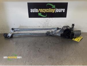 Used Wiper motor + mechanism Ford Focus 2 Wagon 1.6 TDCi 16V 110 Price € 25,00 Margin scheme offered by Autorecycling Joure B.V.