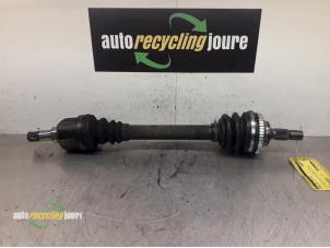 Used Front drive shaft, left Peugeot 307 SW (3H) 1.6 HDi 16V Price € 35,00 Margin scheme offered by Autorecycling Joure B.V.