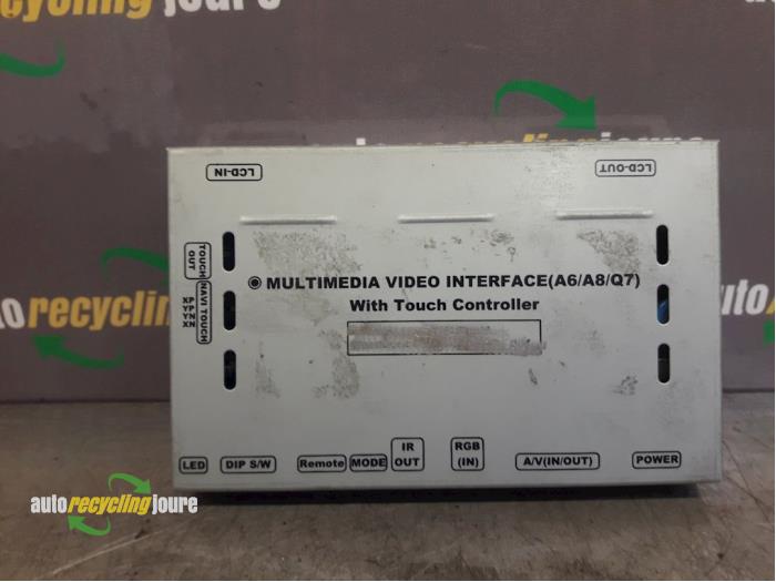 Begagnade Kontrollenhet, multimedia Audi A6 Avant (C6) 2.0 T FSI 16V Pris € 49,99 Marginaltabell erbjuds av Autorecycling Joure B.V.