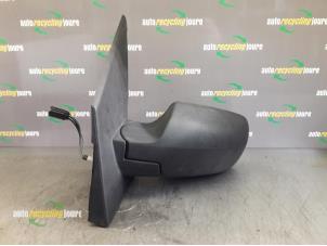 Used Wing mirror, left Ford Fiesta 5 (JD/JH) 1.4 16V Price € 25,00 Margin scheme offered by Autorecycling Joure B.V.