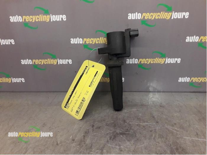 Usados Bobina Ford Focus 2 Wagon 2.0 16V Precio € 15,00 Norma de margen ofrecido por Autorecycling Joure B.V.