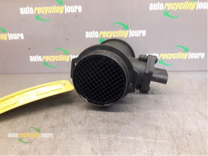 Gebrauchte Luftmassenmesser BMW 3 serie (E46/2) 318 Ci Preis € 30,00 Margenregelung angeboten von Autorecycling Joure B.V.