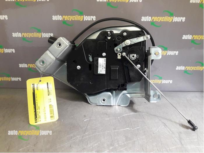 Rear door lock mechanisms with part number 2K0827201T stock