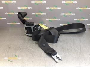 Used Front seatbelt, right Opel Corsa D 1.3 CDTi 16V ecoFLEX Price € 30,00 Margin scheme offered by Autorecycling Joure B.V.