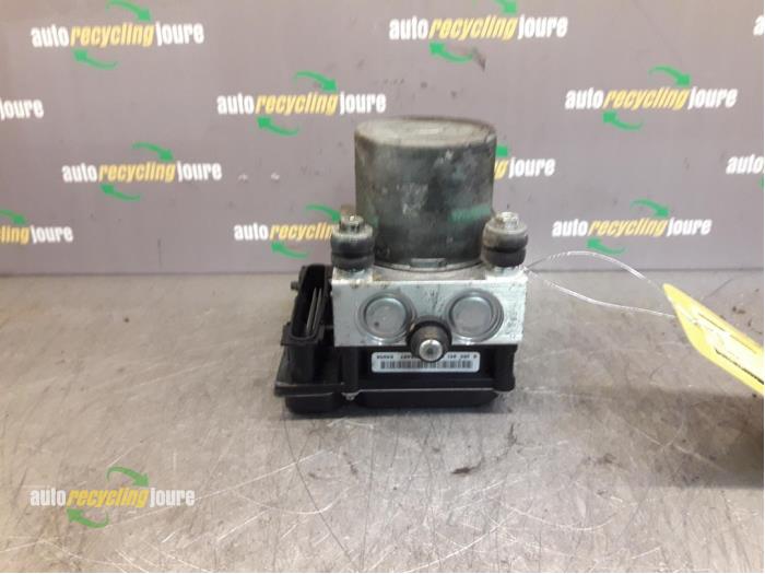 Begagnade ABS-pump Subaru Impreza III (GH/GR) 2.0D AWD Pris € 29,99 Marginaltabell erbjuds av Autorecycling Joure B.V.