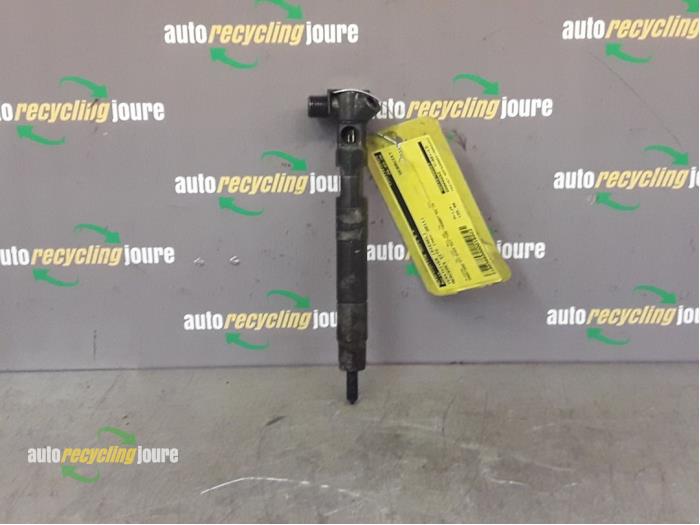 Usagé Injecteurs Mercedes Vito (639.6) 2.2 116 CDI 16V Euro 5 Prix € 125,00 Règlement à la marge proposé par Autorecycling Joure B.V.