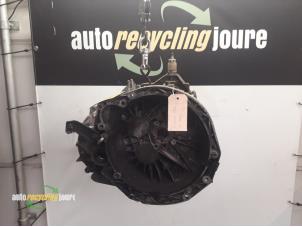 Used Gearbox Renault Master III (JD/ND/PD) 1.9 dCi Price € 200,00 Margin scheme offered by Autorecycling Joure B.V.
