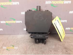Used Vacuum relay Volkswagen Touran (1T1/T2) 1.9 TDI 105 Euro 3 Price € 25,00 Margin scheme offered by Autorecycling Joure B.V.