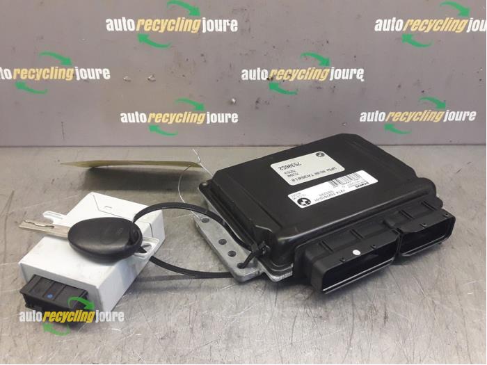 Used Engine management computer BMW Mini (R50/53) 1.6 16V One Price € 74,99 Margin scheme offered by Autorecycling Joure B.V.