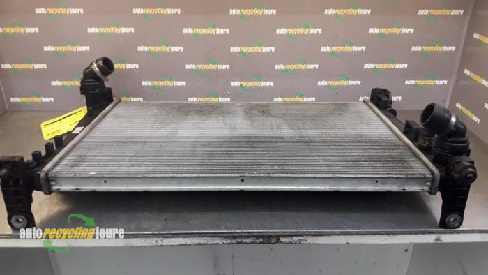 Usagé Radiateur Lancia Delta (844) 1.4 T-Jet 16V 120 Prix € 34,99 Règlement à la marge proposé par Autorecycling Joure B.V.